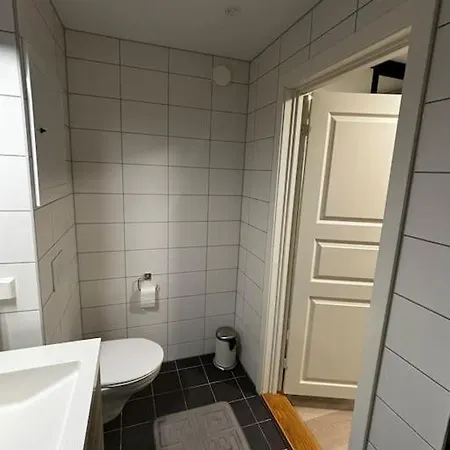 Rolig, Sentral Leilighet Apartment